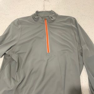 Patagonia Active wear 1/4 Zip large good condition Grey and Orange